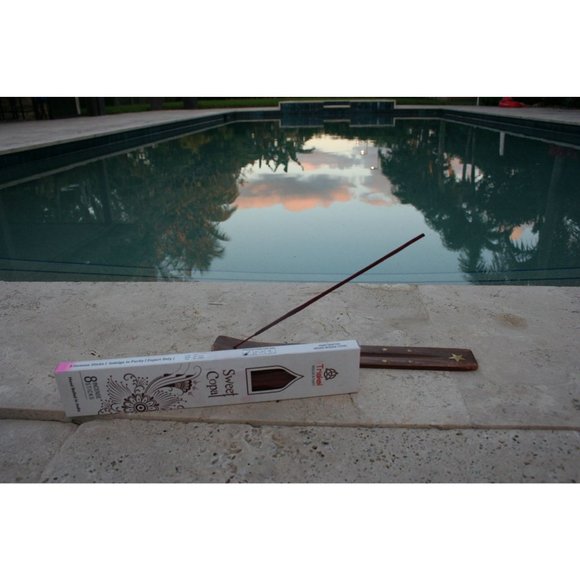 Triskel Resin Incense Sticks - Sweet Copal - Picture 2 of 5
